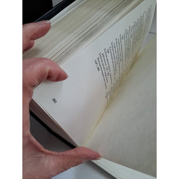 Dr. Axelrod's Mini-atlas of Freshwater Aquarium Fishes Hardcover 1987 - Picture 10 of 10